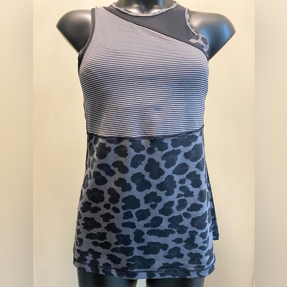 Lululemon No Limits Tank RARE Striped Leopard Print Built-in Bra Women’s Sz 10